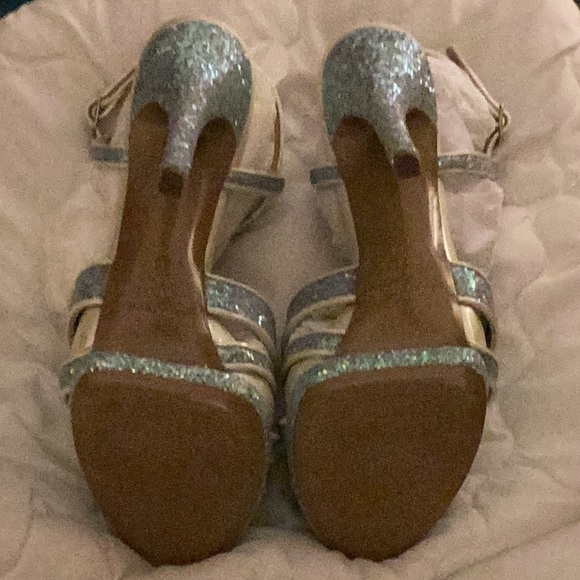 Nicholas Kirkwood - Picture 2 of 6